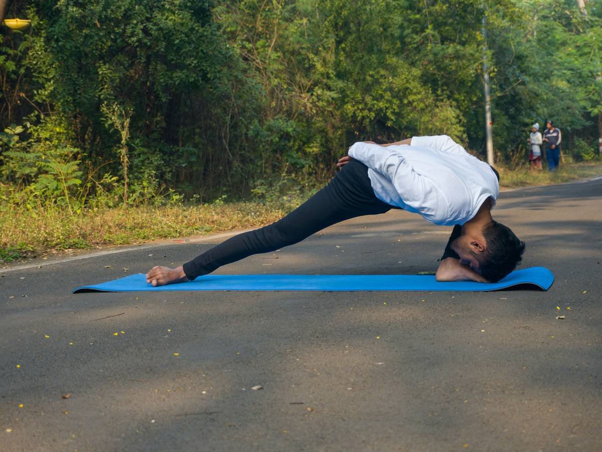 Before and after photos of someone using seaweed capsules organic